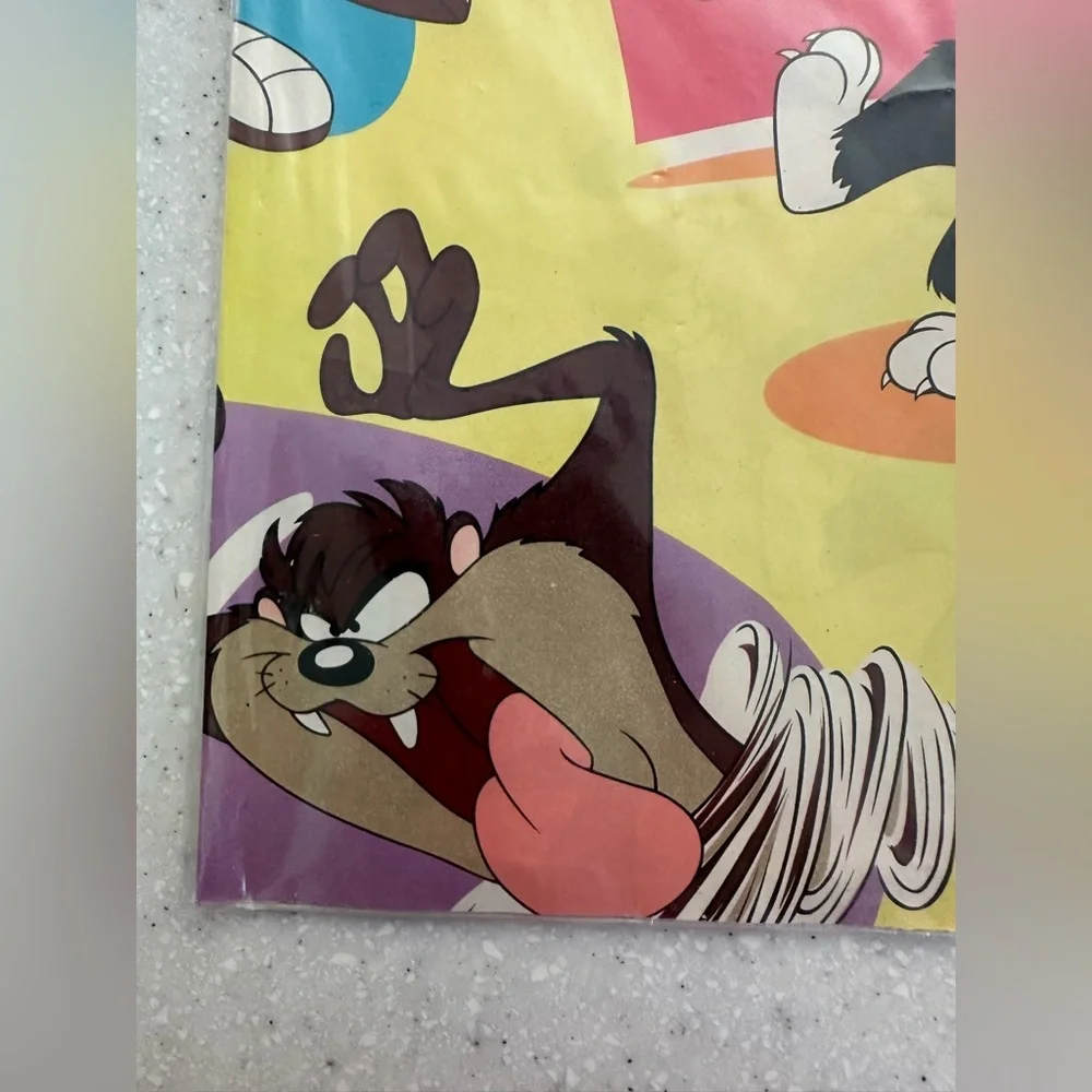 New Vintage Hallmark Looney Tunes Gift Wrap Sports Birthday Party 1994 Taz Daffy